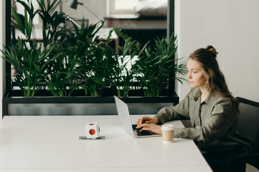 Middleware vs Direct API: Choosing the Best Architecture for NetSuite eCommerce Integration